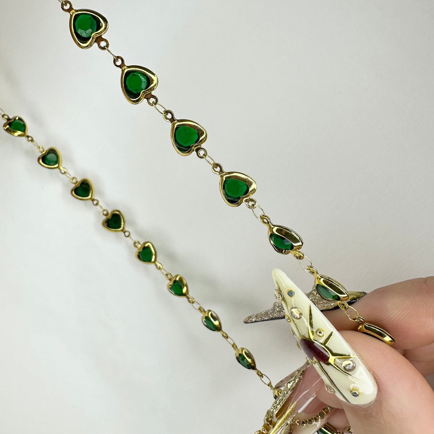 Necklace, chain, heart, heart chain, stones, green, green stones , chocker, stainless steel, hypoallergenic, jewelry 